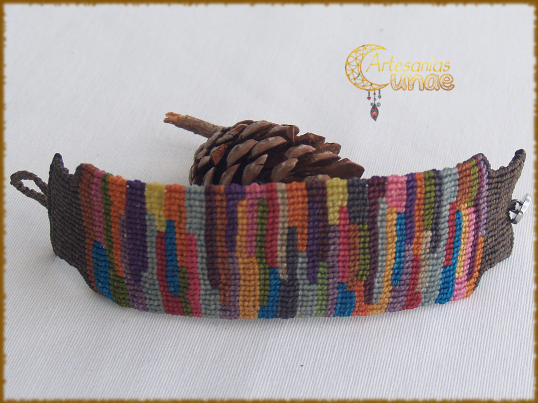 Brazalete "RETALES".