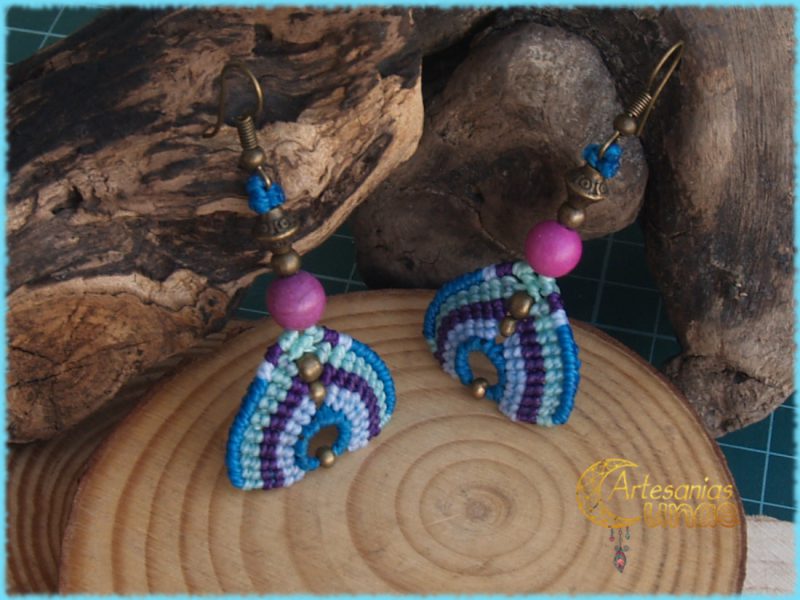 Pendientes "ISIS".