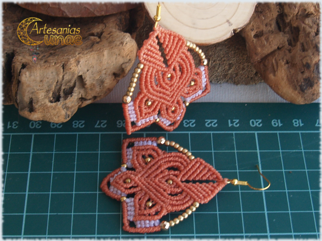 Pendientes "Flor de LOTO".