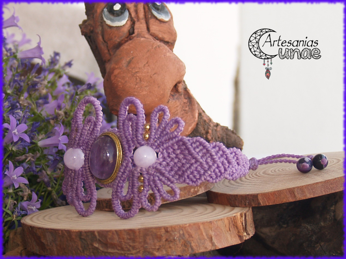 Brazalete "Amatistas".
