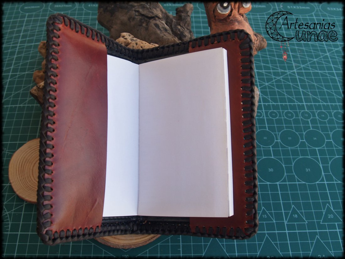 Funda bloc de notas "Sol y FA".